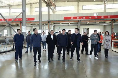 王华胜调研榆阳区民营经济发展情况