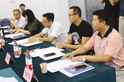 陕西省委统战部召开新的社会阶层人士统战工作座谈会