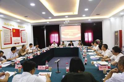陕西省委统战部召开新的社会阶层人士统战工作座谈会