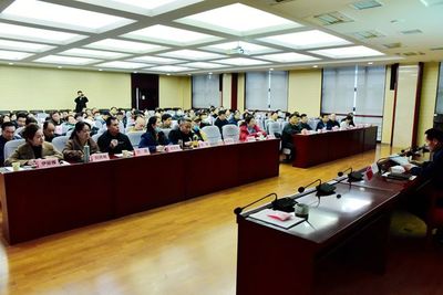 深入学习贯彻党的十九届五中全会精神 推动陕西统一战线工作高质量发展